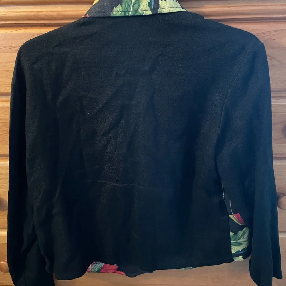 Women’s Vintage Black Floral Pattern Blazer Size Medium - Picture 3 of 6
